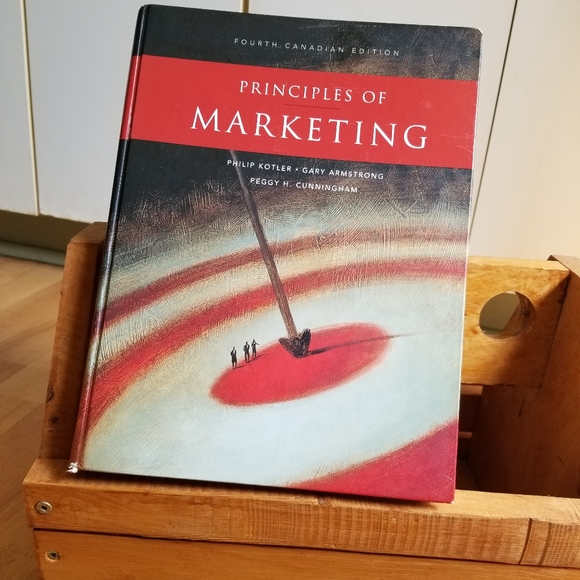๐BOOK- Principles of Marketing 4th Canadian Edit. - Picture 1 of 4